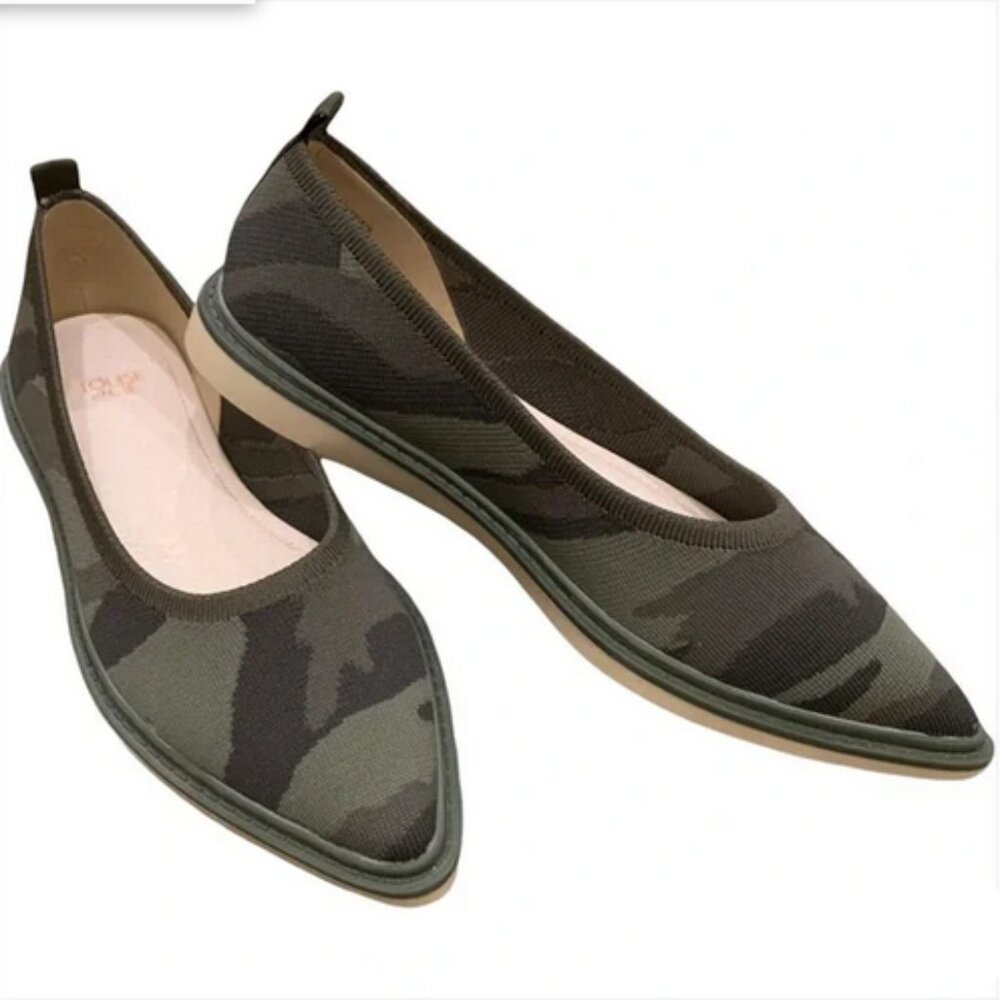 Louis et Cie Celeste stretch knit pointed toe flat green camouflage, Size 11M